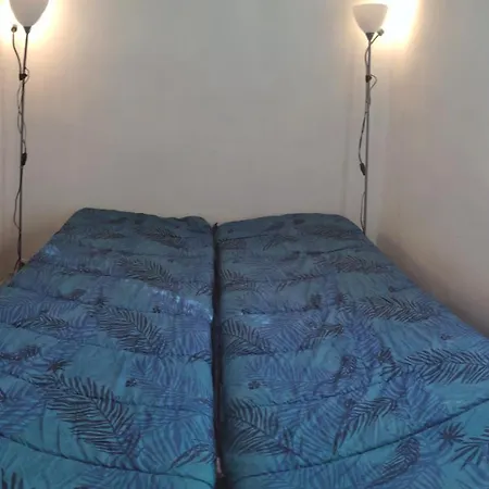 Tiny House 1, 2 Ou 3 Personnes Soeursgrises Centre Historique Coeur De L'herault Occitanie, Vieille De France, Chemin De Compostelle A Pied Ou Velo, Passeport Du Pelerin 24h, Petits Dejeuners Et Repas, 300m Du Centre * Béziers