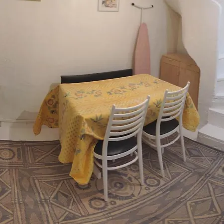 Tiny House 3 Personnes Soeursgrises Centre Historique Coeur De L'herault Capitale D'occitanie Vakantiehuis